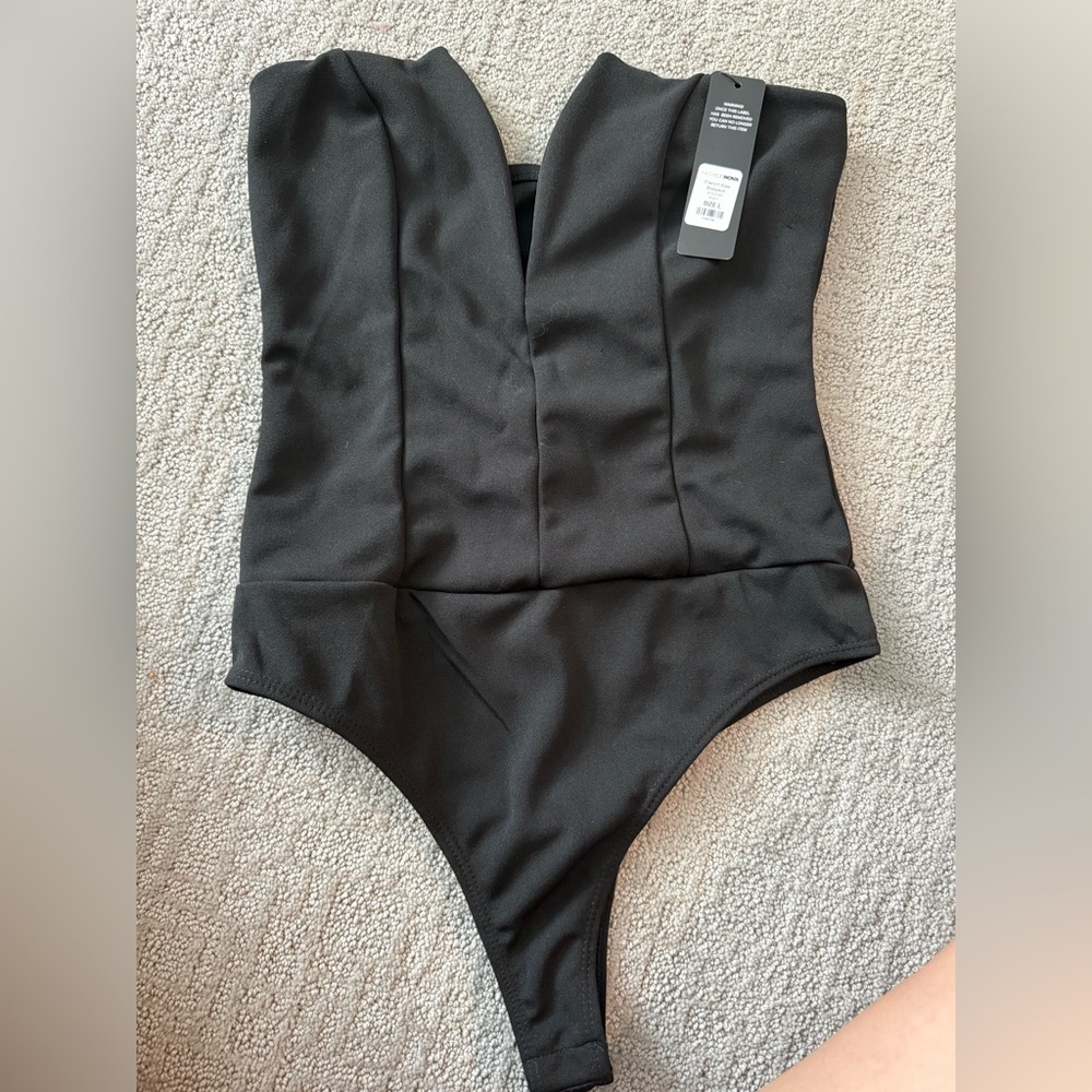 NEW Fashion Nova Black Strapless French Kisses Bodysuit